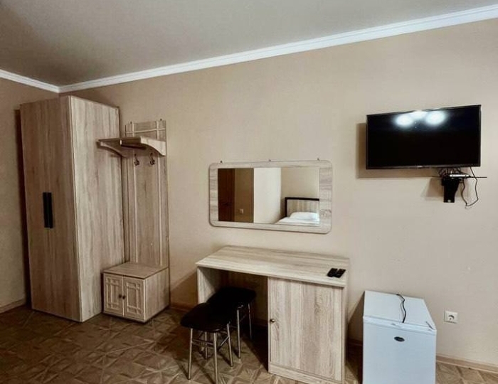 Номер стандарт с 3 односпальными кроватями - Отель «Лето» Сухум